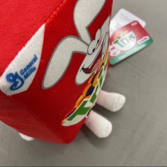 Trix cereal box plush - Picture 3 of 4